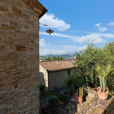 Scenic In Le Marche Дом отдыха