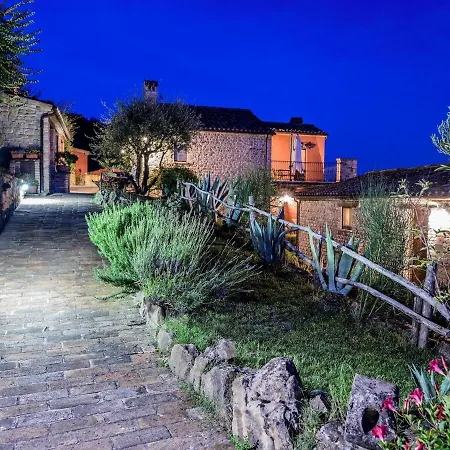 Scenic In Le Marche Hébergement de vacances Monte San Martino